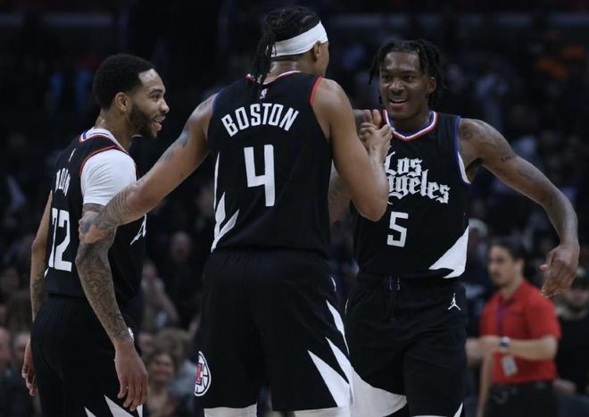 奏第一时间 奏第一时间